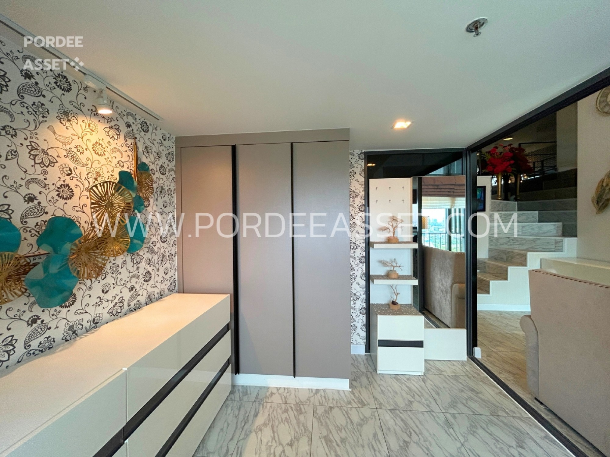 คอนโดหรู ราคาถูก!! IDEO New Rama9 (ห้อง Duplex 52 ตร.ม.) ตกแต่ง Modern luxury อยู่ใจกลางเมืองเดินทางสะดวก ใกล้เอกมัย ทองหล่อ : ไอดีโอ นิว พระราม 9