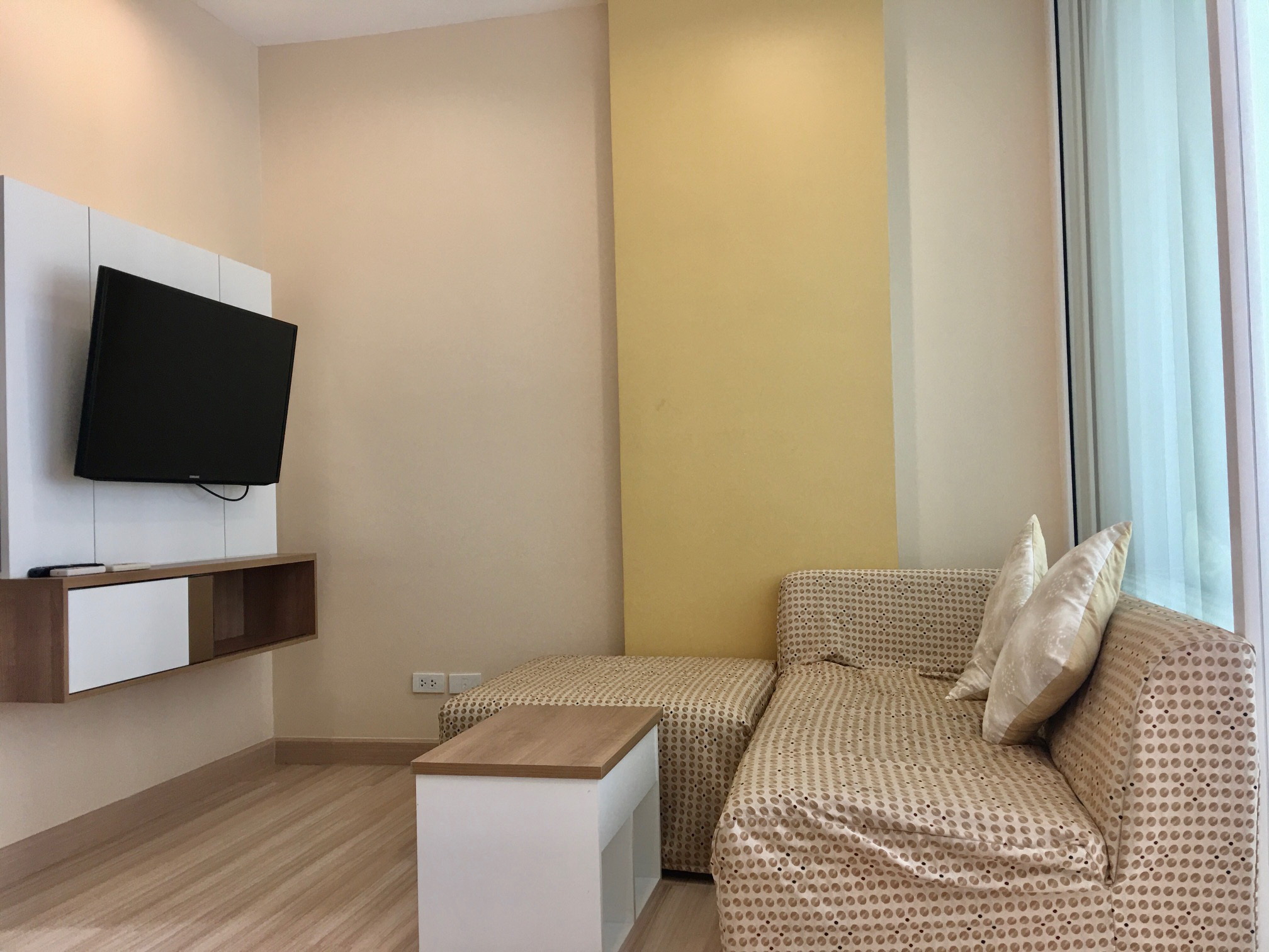 ขาย The Hotel Serviced Condo ติดรถไฟฟ้าสายสีม่วง : บางกระสอ