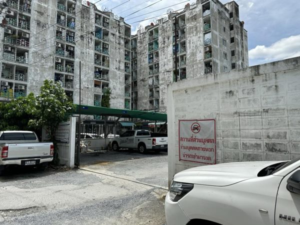 ขายที่ดินเปล่า 295ตรว. ซ.กาญจนาภิเษก 8 เขตบางแค กทม. สามารถสร้างApartment ได้ โทร 0809982298