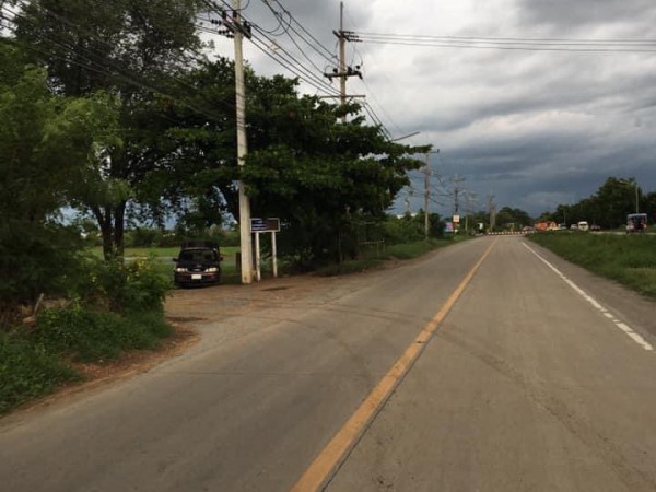 ที่ดินเปล่า อ.ลาดหลุมแก้วจ.ปทุมธานี ถนน340-บางบัวทอง-สุพรรณบุรี